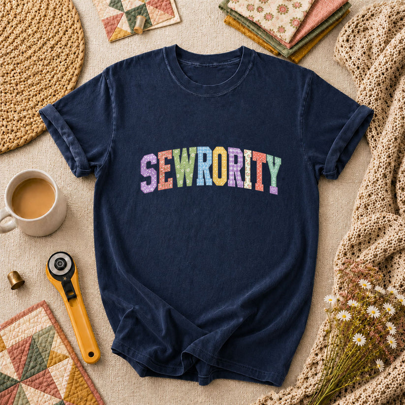 Sewrority Patchwork Fabric Letters T-Shirt - Navy
