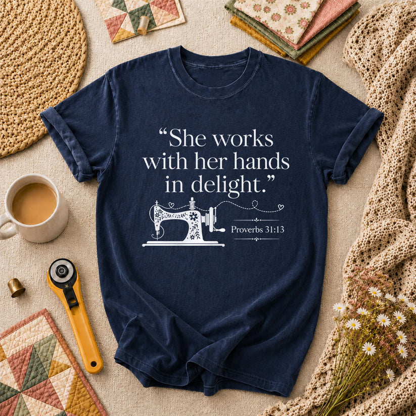 She Works With Her Hands In Delight Proverbs 31 Sewing Machine T-Shirt - Navy