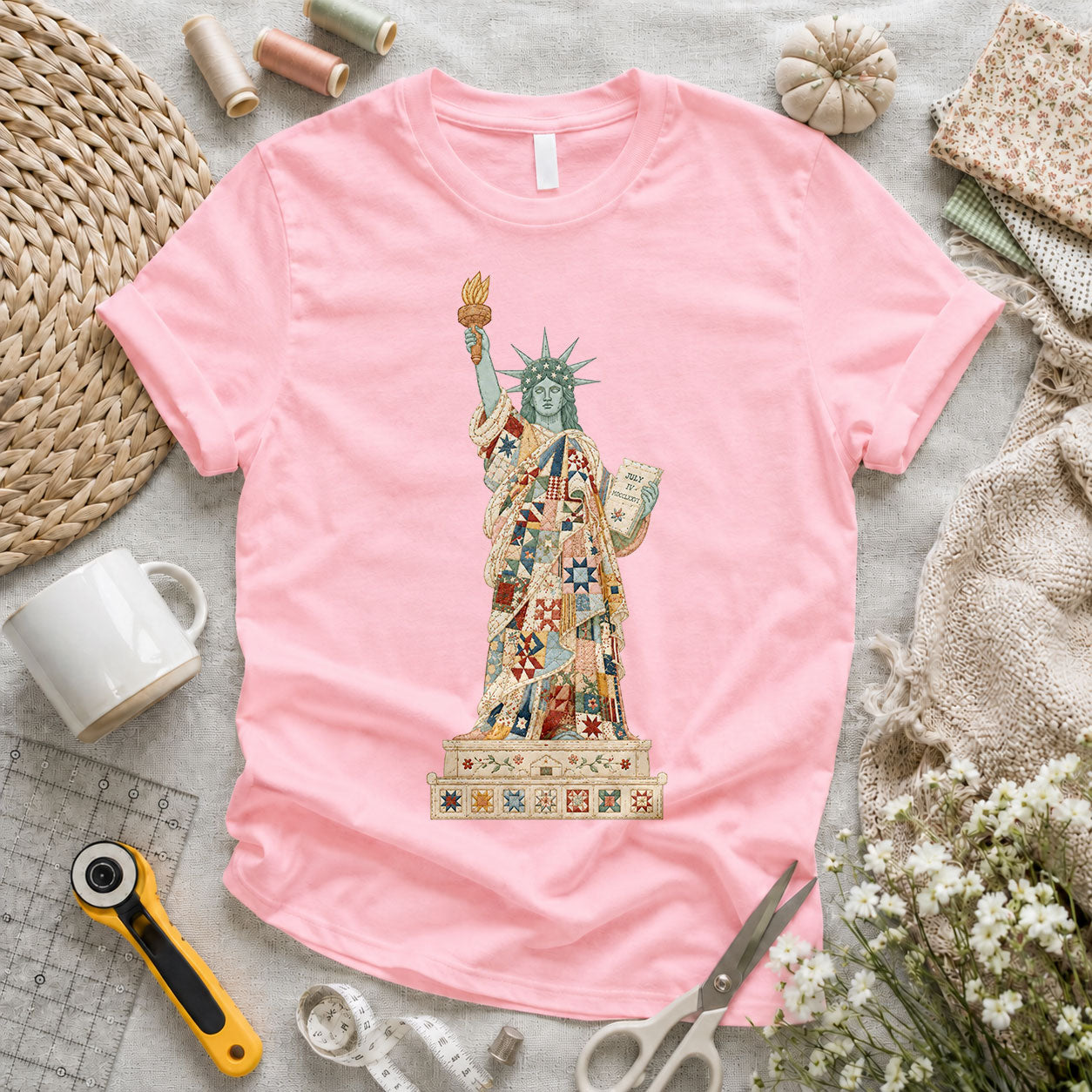 Statue of Liberty Quilt Block Patchwork - Pink flatlay