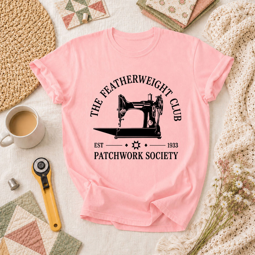 The Featherweight Club Patchwork Society 1933 T-Shirt - Pink