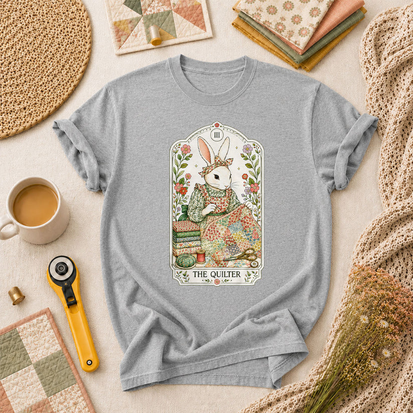 The Quilter Tarot Card Bunny Quilting Vintage T-Shirt - Athletic Heather