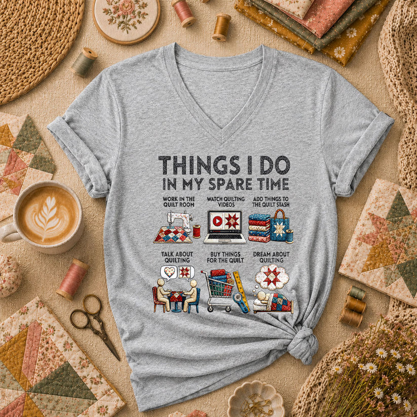 Things I Do In My Spare Time Quilt Women's V-Neck - Athletic Heather