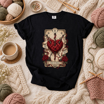 Three Of Swords Tarot Yarn Heart T-Shirt - Black