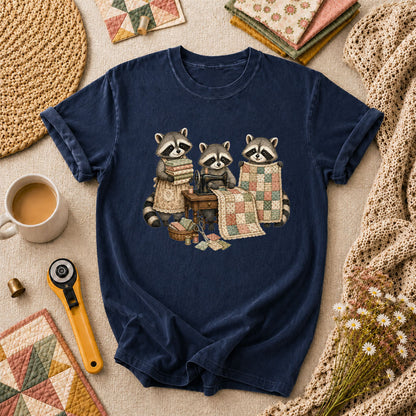 Three Raccoons Quilting Together Sewing Machine T-Shirt - Navy