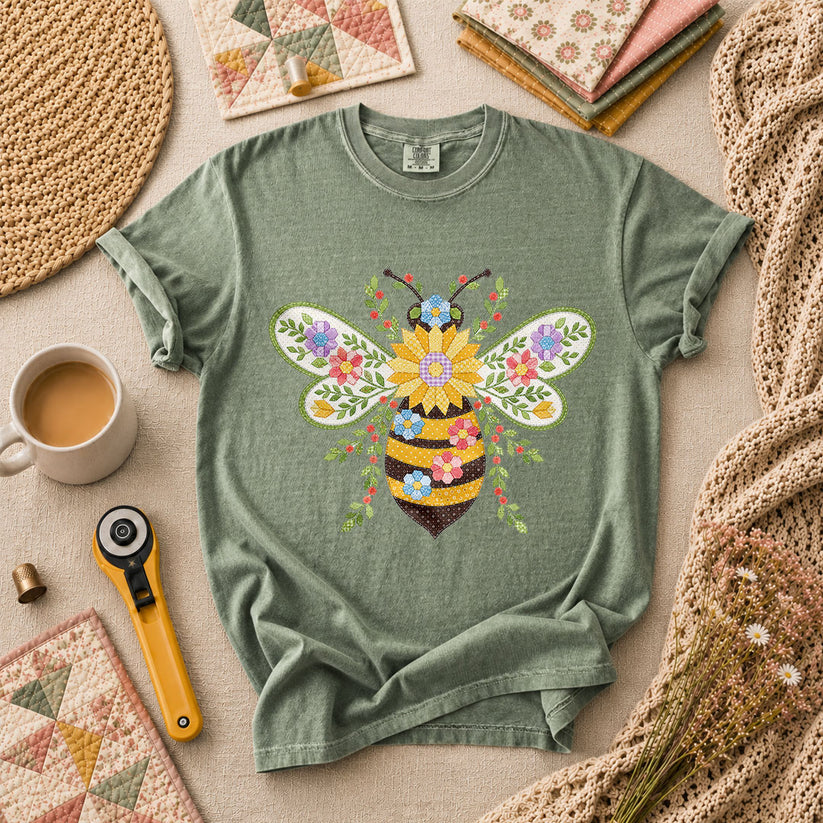 Quilted Honeybee Floral T-Shirt - Forest