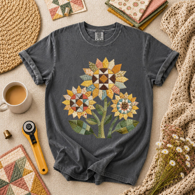 Vintage Sunflower Trio Quilt T-Shirt - Grey