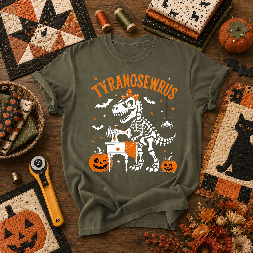 Tyranosewrus Dinosaur Skeleton Halloween T-Shirt - Military Green