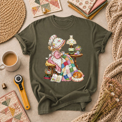 Vintage Girl Quilt Bonnet Simple Pleasures Cat T-Shirt - Military Green