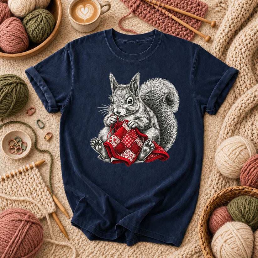 Vintage Squirrel Sewing Patchwork Quilt T-Shirt - Navy