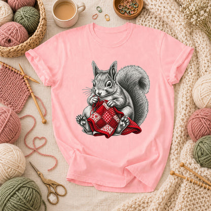 Vintage Squirrel Sewing Patchwork Quilt T-Shirt - Pink
