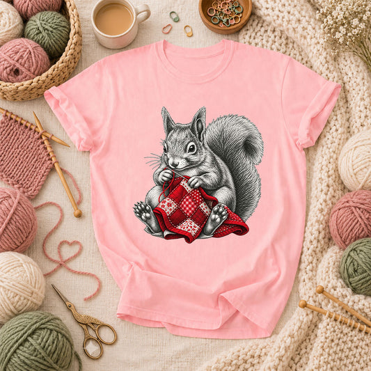 Vintage Squirrel Sewing Patchwork Quilt T-Shirt