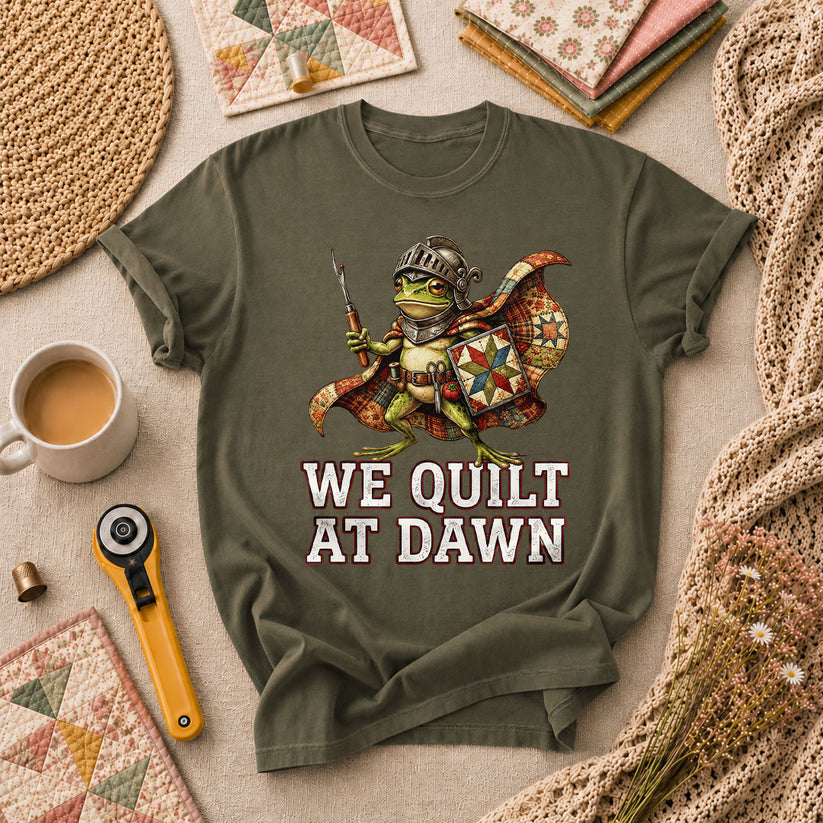 We Quilt At Dawn Frog Knight Quilter T-Shirt - Military Green