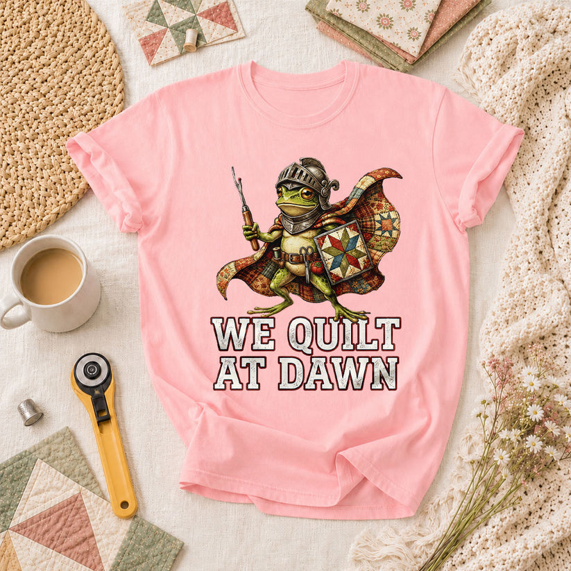 We Quilt At Dawn Frog Knight Quilter T-Shirt - Pink