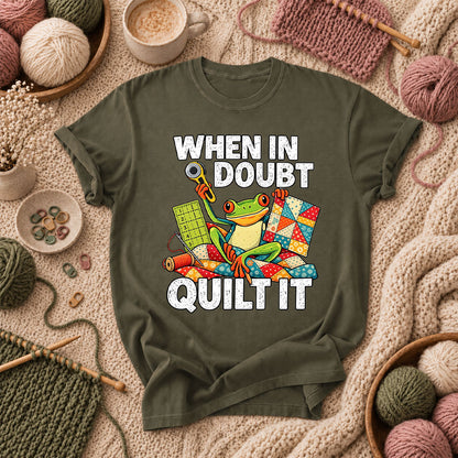 When In Doubt Quilt It Frog T-Shirt - Military Green