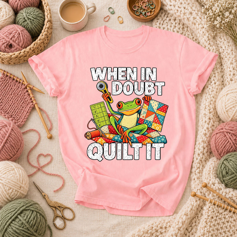 When In Doubt Quilt It Frog T-Shirt - Pink