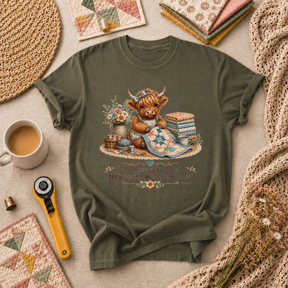 When Life Gets Tough Pick Up The Pieces Highland Cow T-Shirt - Military Green