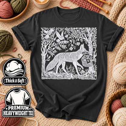 Woodcut Fox Carrying Quilt Basket T-Shirt - Dark Heather Grey