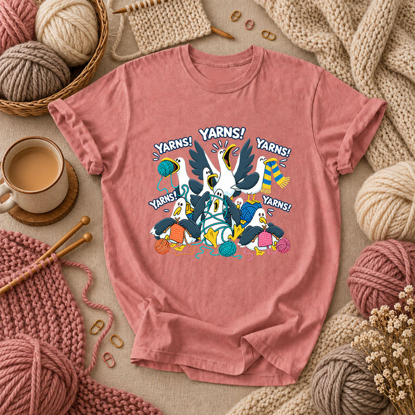 Yarns! Seagulls Stealing Yarn T-Shirt - Heather Mauve